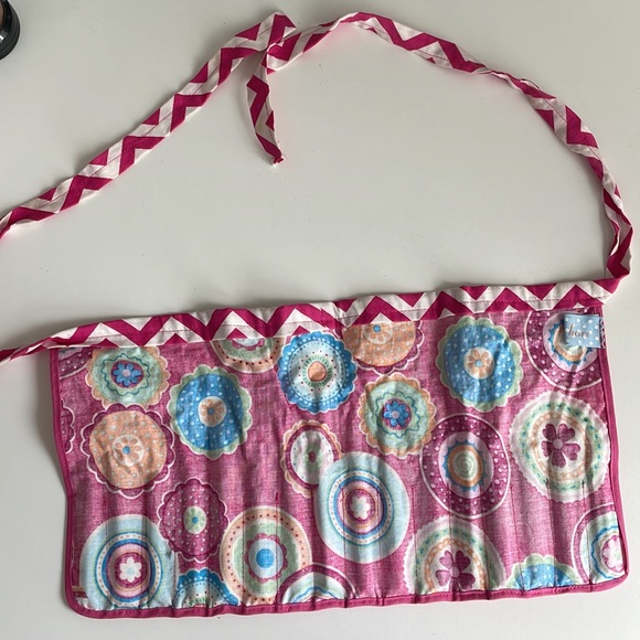 Kids Apron Crafty Mini Arts & Crafts - Pink Floral Belt Crayon Marker Holder - Picture 5 of 5